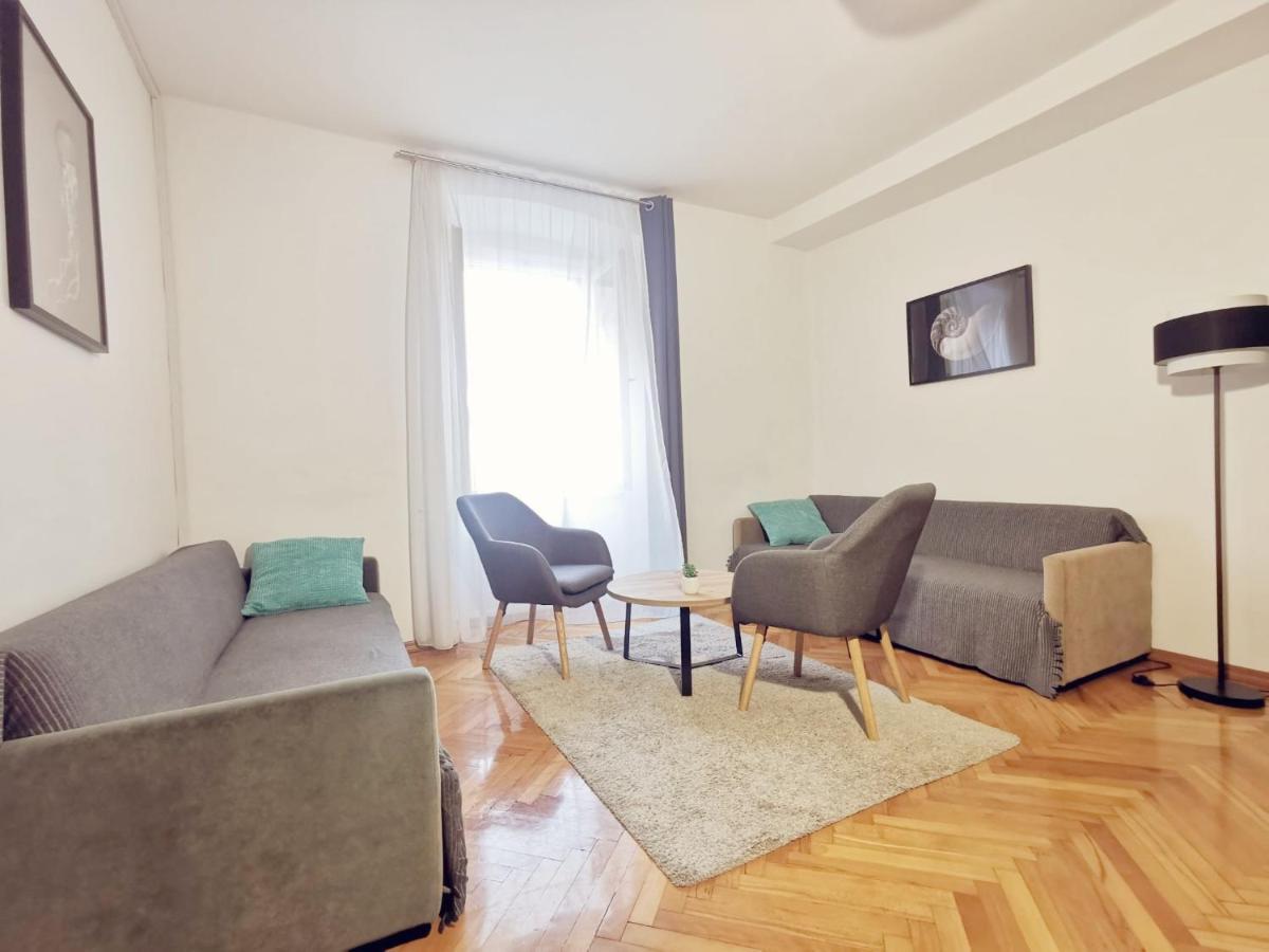 One Bedroom Apartment In The Old Town Сплит Экстерьер фото